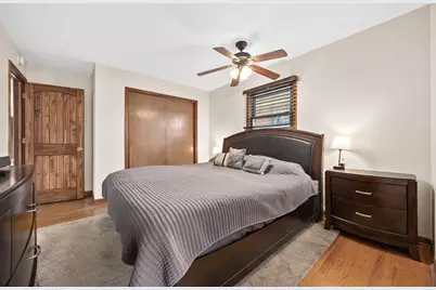 5960 Pershing Avenue, Downers Grove, IL 60516 - Photo 14