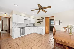 5960 Pershing Ave, Downers Grove, IL 60516 - Photo 4