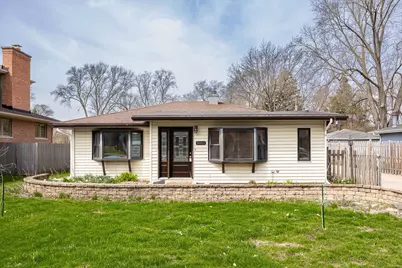 5960 Pershing Avenue, Downers Grove, IL 60516 - Photo 2