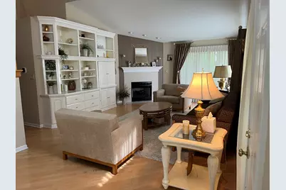 120 Commons Drive #120, Palos Park, IL 60464 - Photo 2
