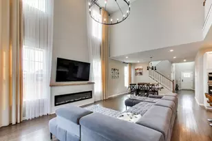 301 Didier Ct, Buffalo Grove, IL 60089 - Photo 10