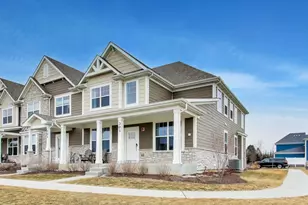 301 Didier Ct, Buffalo Grove, IL 60089 - Photo 2