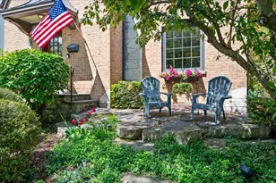 2228 Kenilworth Ave, Wilmette, IL 60091 - Photo 2