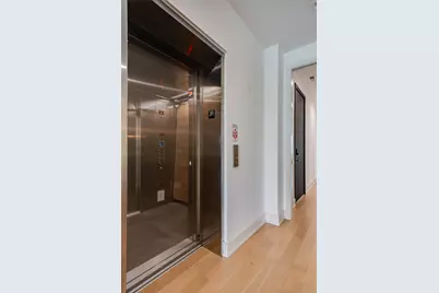 1522 W Chicago Avenue #3E, Chicago, IL 60642 - Photo 2
