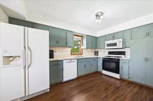17979 Oak Park Ave, Tinley Park, IL 60477 - Photo 6
