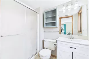 17979 Oak Park Ave, Tinley Park, IL 60477 - Photo 12