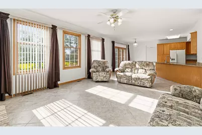 546 N 4th Avenue, Addison, IL 60101 - Photo 8