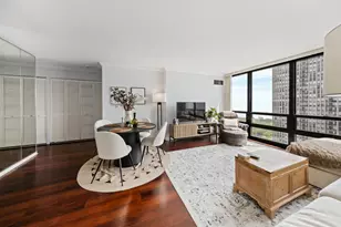 1636 N Wells St, Chicago, IL 60614 - Photo 10