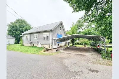 301 N McLaren Street, Marion, IL 62959 - Photo 2