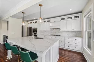 3739 N Ridgeway Ave, Chicago, IL 60618 - Photo 8