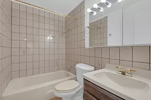 1032 Apple Ln, Lombard, IL 60148 - Photo 22
