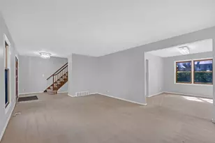 1032 Apple Ln, Lombard, IL 60148 - Photo 6