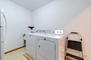 4226 N Riverdale Dr, McHenry, IL 60051 - Photo 24