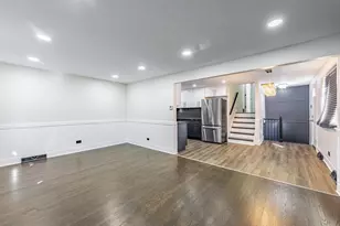 8051 S Escanaba Ave, Chicago, IL 60617 - Photo 6