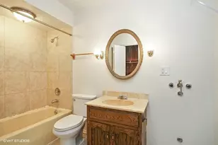 2205 Fulle St, Rolling Meadows, IL 60008 - Photo 10