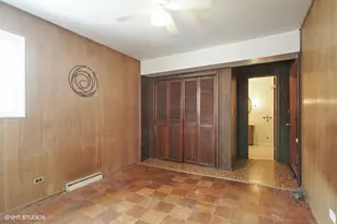 2205 Fulle St, Rolling Meadows, IL 60008 - Photo 2