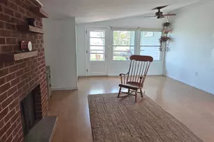 313 S McKinley St, Mansfield, IL 61854 - Photo 6