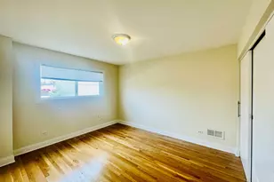8425 S Marshfield Ave, Chicago, IL 60620 - Photo 12