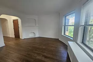 2448 W Catalpa Ave, Chicago, IL 60625 - Photo 6