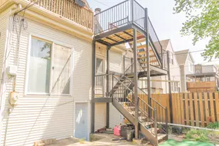 2920 N Richmond St, Chicago, IL 60618 - Photo 28