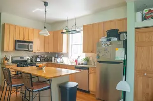 2920 N Richmond St, Chicago, IL 60618 - Photo 2