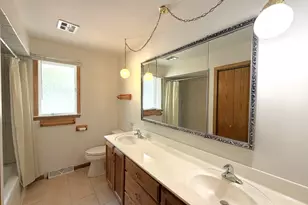 901 Lark St, Peotone, IL 60468 - Photo 26