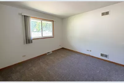 901 Lark Street, Peotone, IL 60468 - Photo 20