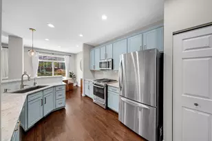 1472 Pinehurst Circle, Vernon Hills, IL 60061 - Photo 10