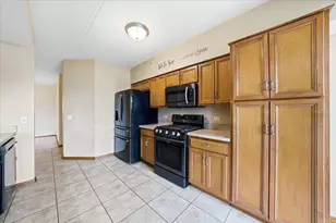 18550 Pine Lake Dr, Tinley Park, IL 60477 - Photo 8