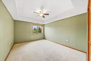 18550 Pine Lake Dr, Tinley Park, IL 60477 - Photo 16