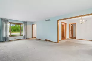 217 S Arlington Heights Rd, Elk Grove Village, IL 60007 - Photo 6