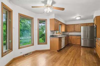 217 S Arlington Heights Road, Elk Grove Village, IL 60007 - Photo 12