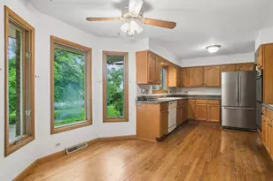 217 S Arlington Heights Rd, Elk Grove Village, IL 60007 - Photo 12