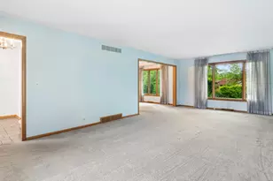 217 S Arlington Heights Rd, Elk Grove Village, IL 60007 - Photo 4