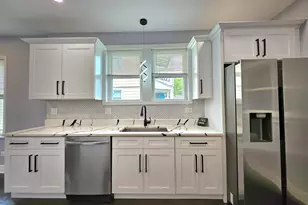 8819 S Carpenter St, Chicago, IL 60620 - Photo 18