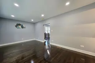 8819 S Carpenter St, Chicago, IL 60620 - Photo 8
