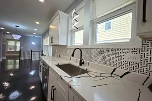 8819 S Carpenter St, Chicago, IL 60620 - Photo 20