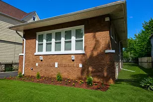 8819 S Carpenter St, Chicago, IL 60620 - Photo 2