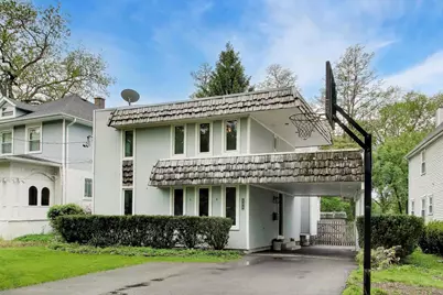 400 S Crescent Avenue, Park Ridge, IL 60068 - Photo 2
