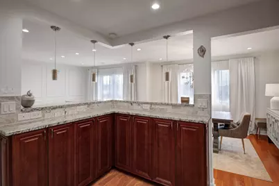9335 Landings Lane #307, Des Plaines, IL 60016 - Photo 8