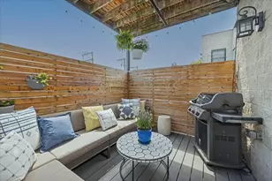 1951 W Melrose St, Chicago, IL 60657 - Photo 12