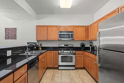 125 Lakeview Drive #301, Bloomingdale, IL 60108 - Photo 4