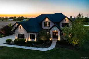 23296 Sunburst Point, Frankfort, IL 60423 - Photo 2