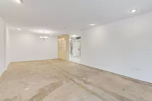 6400 N Cicero Ave, Lincolnwood, IL 60712 - Photo 12