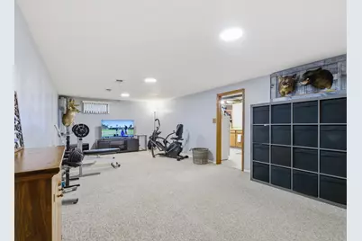 237 N Pioneer Drive, Addison, IL 60101 - Photo 22
