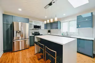 1634 E Forest Ave, Des Plaines, IL 60018 - Photo 8