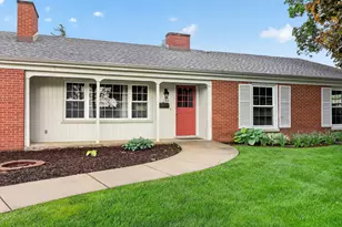 180 Alschuler Dr, Aurora, IL 60506 - Photo 2