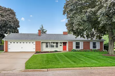 180 Alschuler Drive, Aurora, IL 60506 - Photo 1
