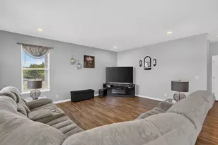 2431 Fitzhugh Turn, Yorkville, IL 60560 - Photo 20