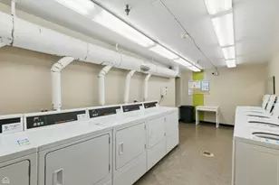 3150 N Sheffield Ave, Chicago, IL 60657 - Photo 20